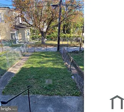 213 S Hilton St — Photo 10