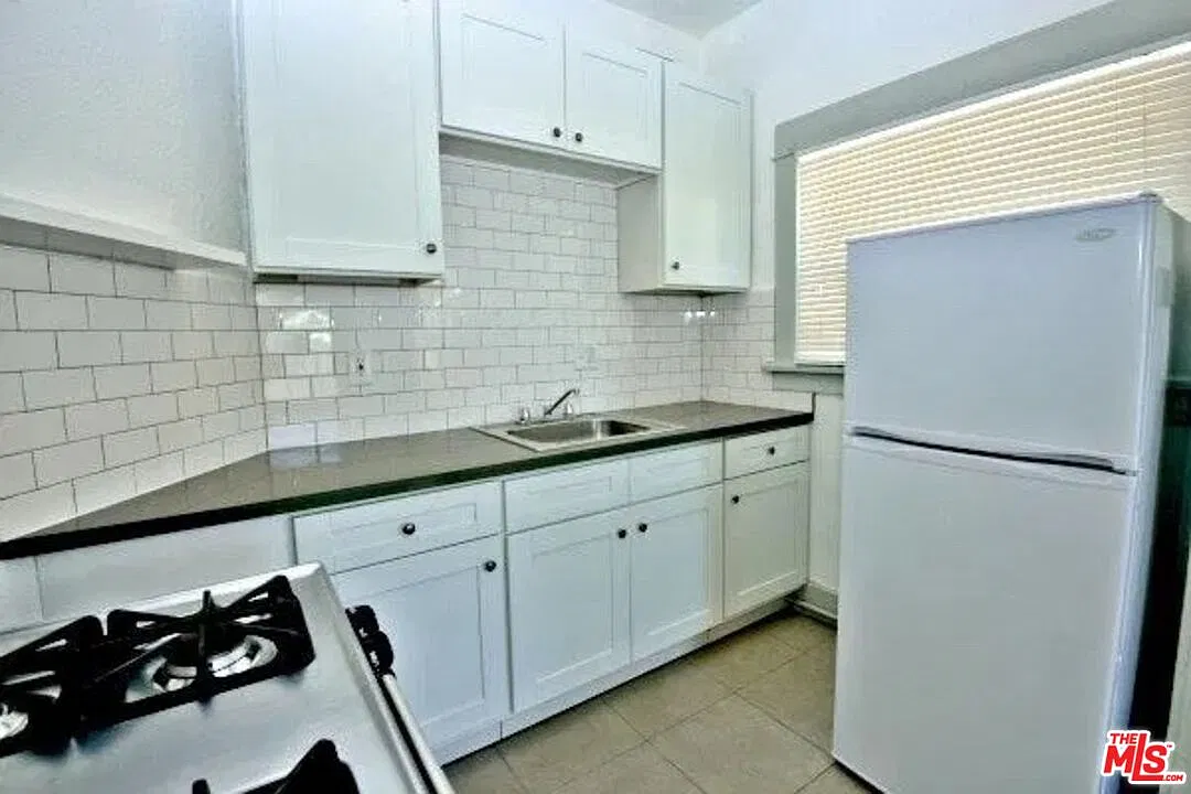 Studio, 1.0 bath, 600 sqft, $2,150 — Photo 4