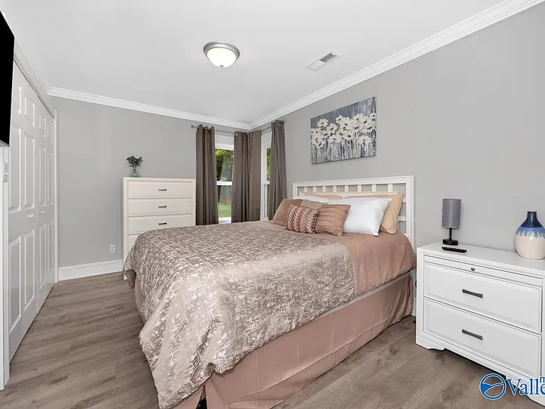 2611 Whitesburg Dr SE #B — Photo 11