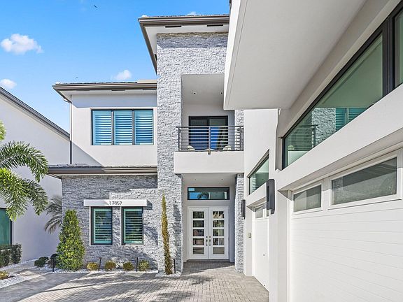 4th image of 17057 Cappuccino Way