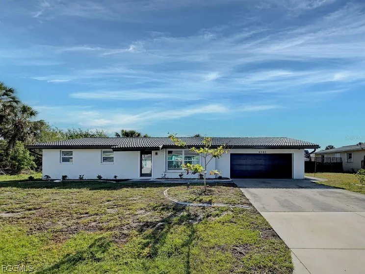 4342 Ewing Cir — Photo 4