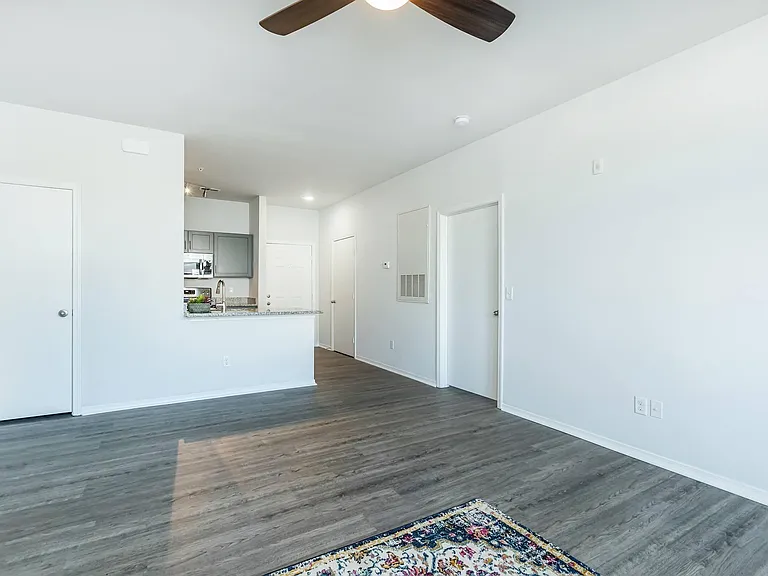 SPACIOUS LIVING ROOMS FOR RENT AT NEW PROVIDENCE PARK