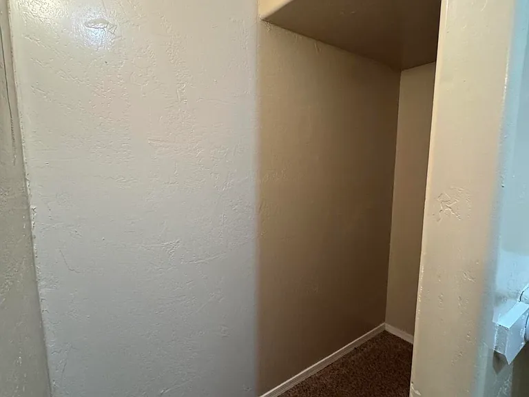 574 S Walnut Creek Loop — Photo 15