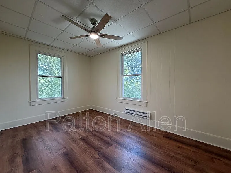 2 bed, 1.0 bath, $1,245 — Photo 3