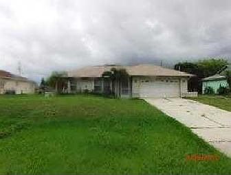 1st image of 3327 SW 11th Pl