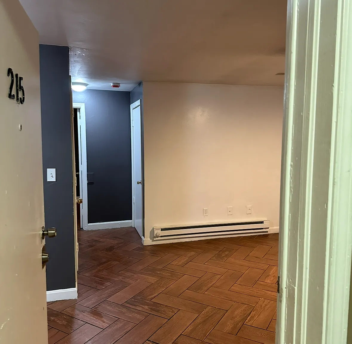 2 bed, $2,500 — Photo 1