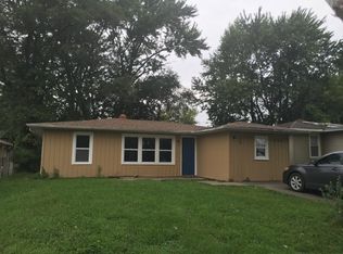 328 Eastern Ave, Aurora, IL 60505