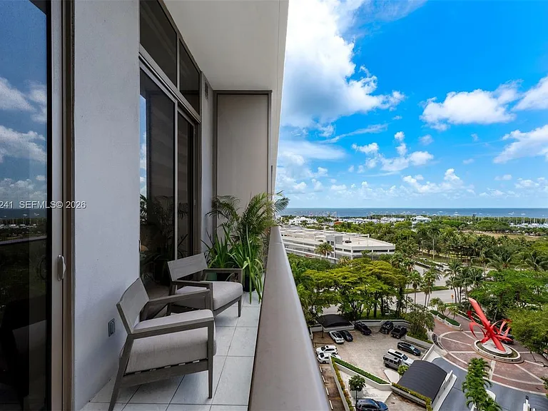 2655 S Bayshore Dr #807 — Photo 21