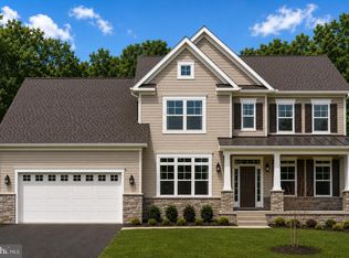 15720 Henrietta Dr, Accokeek, MD 20607