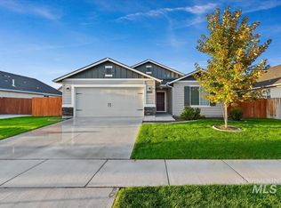 6658 E Fairmount St, Nampa, ID 83687
