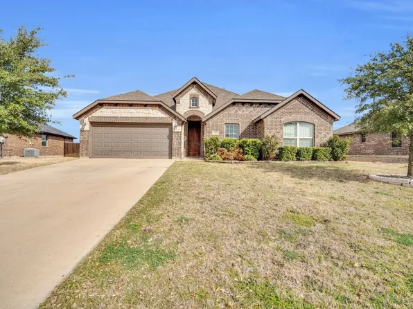153 Sierra Dr, Waxahachie, TX 75167