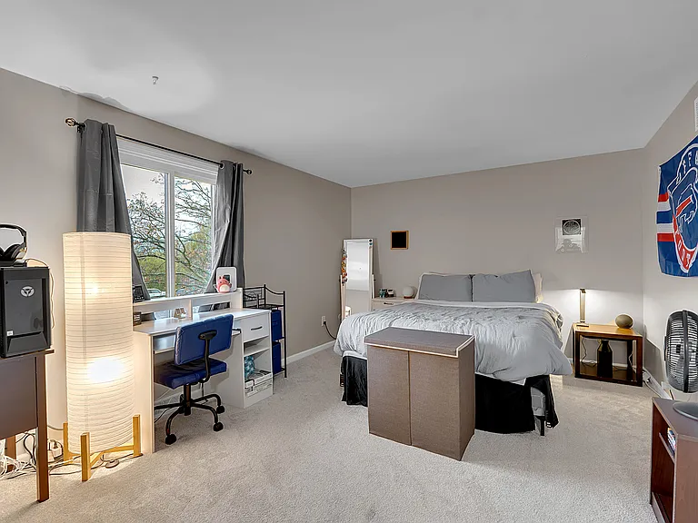 225 Charter Oaks Dr #3 — Photo 12