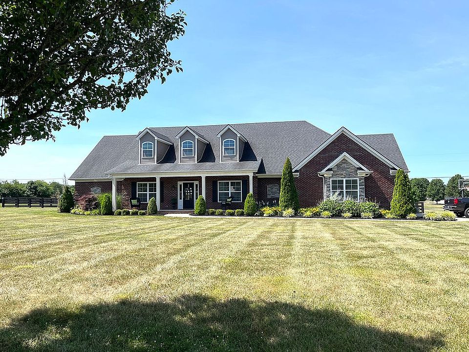 1st image of 111 Colonial Dr