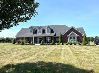 111 Colonial Dr, Nicholasville, KY 40356