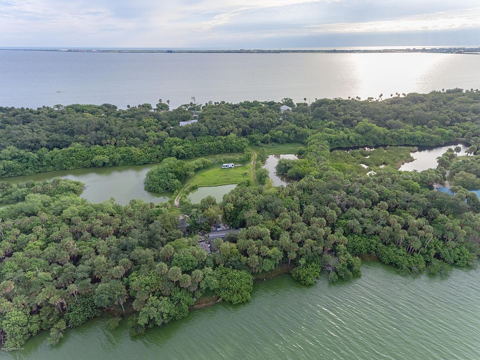 1st image of 125 Woods South Dr
