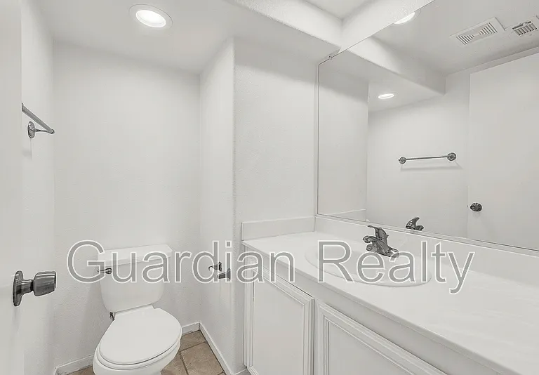 76 Belle Maison Ave — Photo 21
