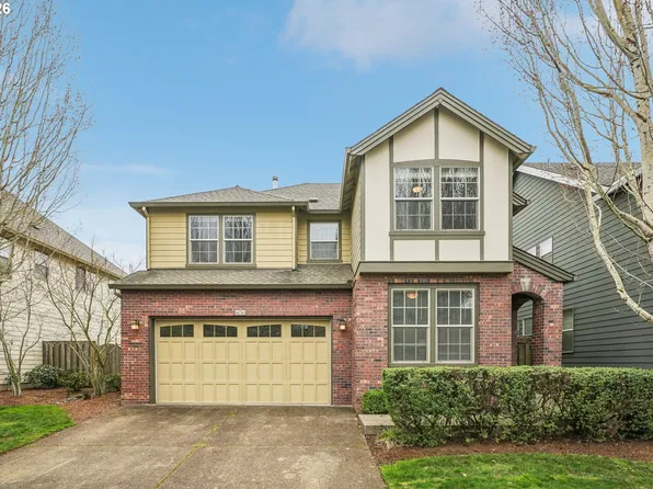 6058 NE Whitewood Dr, Hillsboro, OR 97124