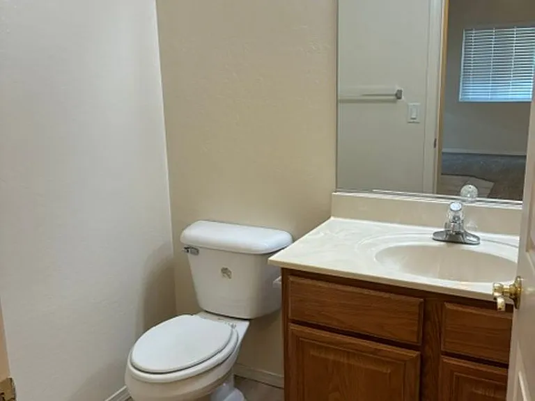 1119 Leaf Ln — Photo 6
