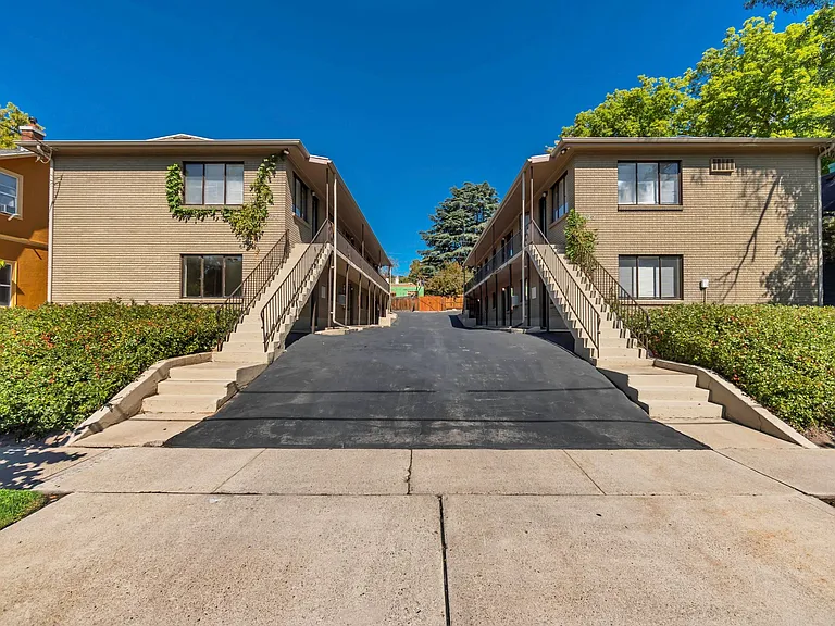 First Avenue Apartments — Photo 1