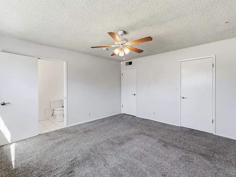 952 W Raymond Rd — Photo 18