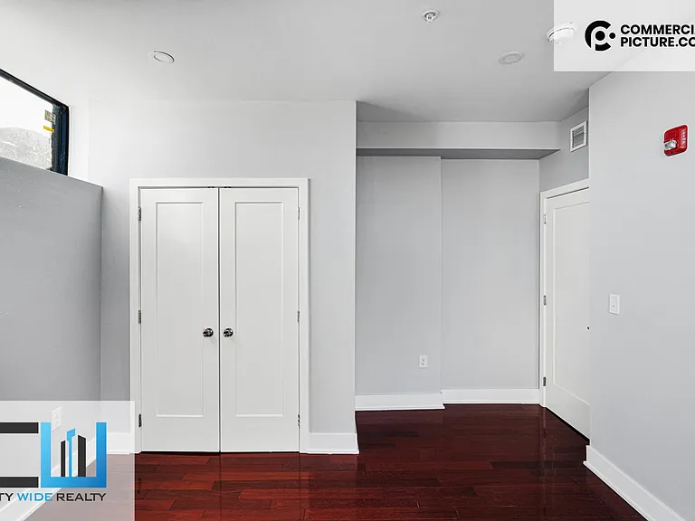 302 Richmond St #16A — Photo 3