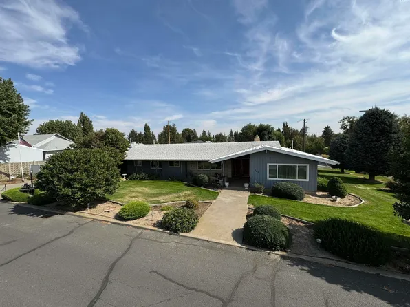 107 W 11th Ave, Ritzville, WA 99169