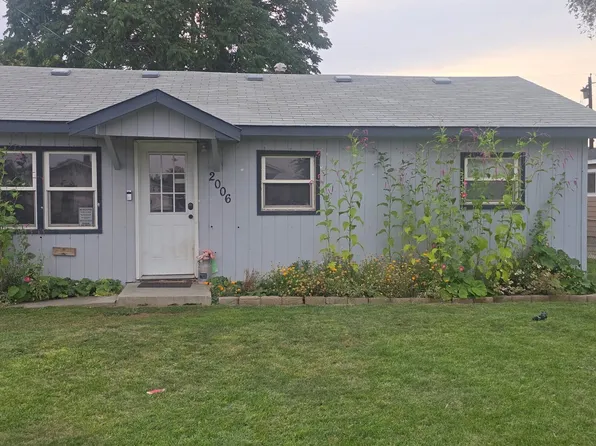 2006 Cornell Ave, Yakima, WA 98903