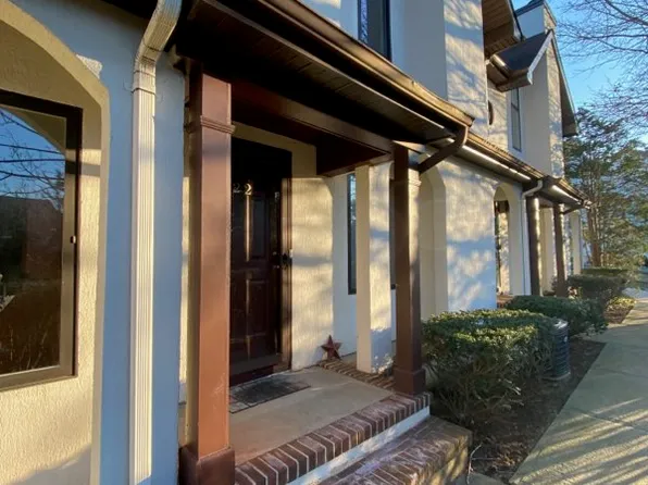 22 Tower Hill Dr, Red Bank, NJ 07701