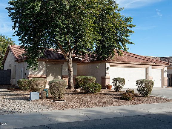 3rd image of 39701 N Lynmills Dr