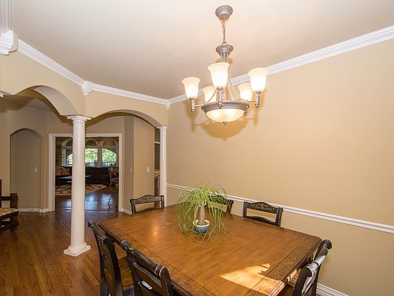 4th image of 2704 S 294 East Ave