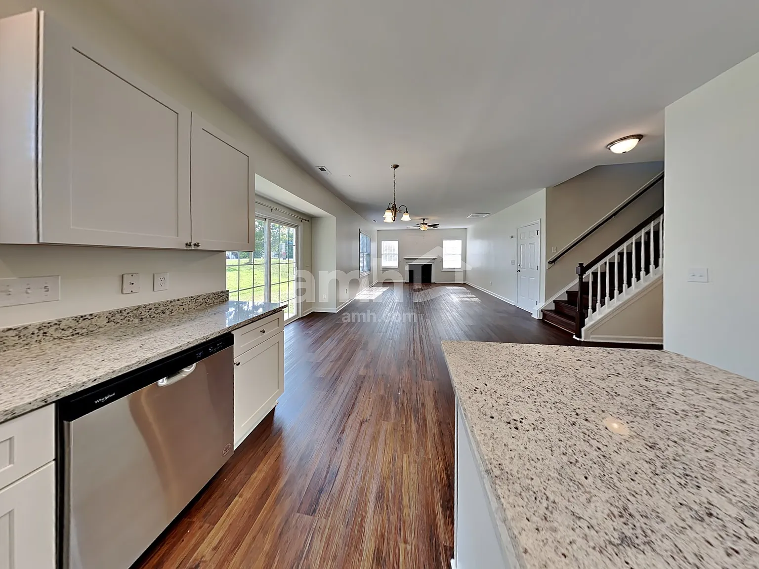 3 bed, 2.5 bath, 2260 sqft, $2,235 — Photo 3