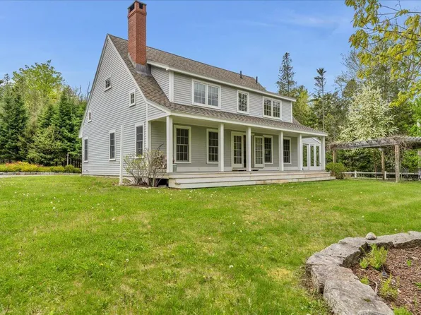 101 Parker Point Road, Blue Hill, ME 04614