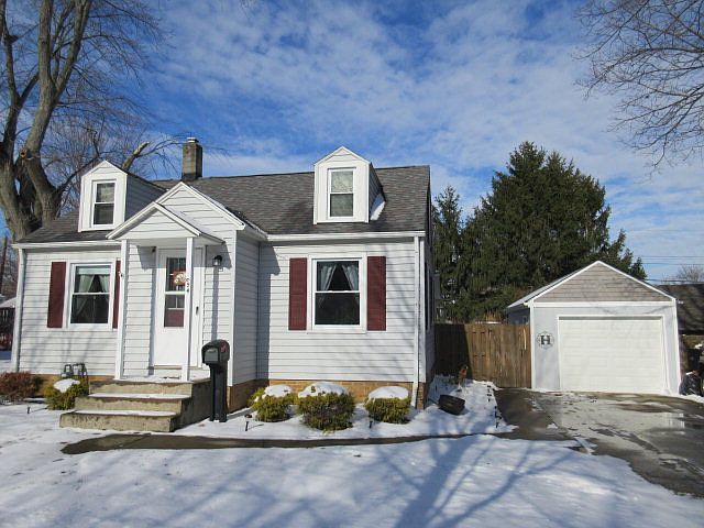 1st image of 654 Buena Vista Ave