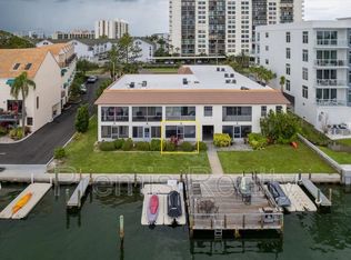 333 Island Way #1, Clearwater Beach, FL 33767