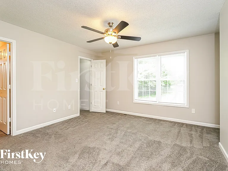 2200 Emerald Creek Ct — Photo 10