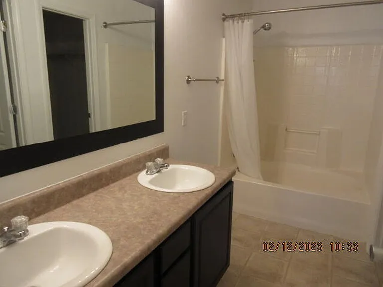 2025 Catline Cir — Photo 11