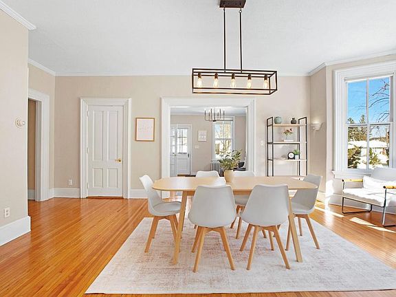 2nd image of 333 W 2nd St #2