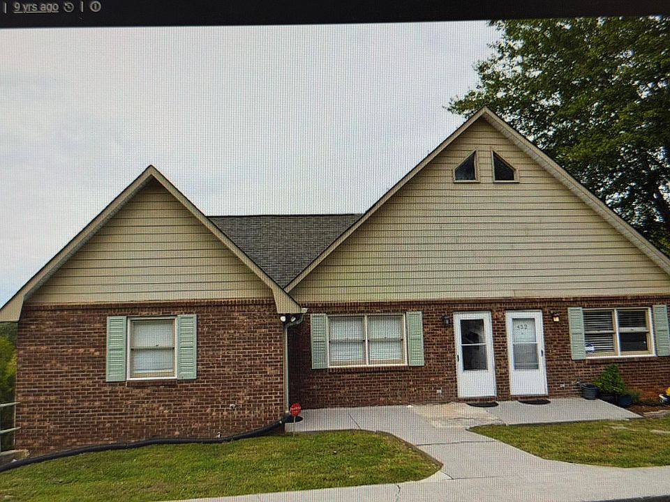 1st image of 452 Crest Dr SW #452-454-456