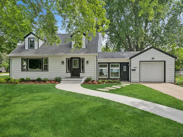 505 Mosedale St, Saint Charles, IL 60174