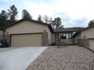 3728 Serendipity Ln, Rapid City, SD 57702