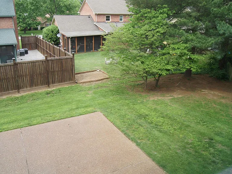1144 Hunters Chase Dr — Photo 25