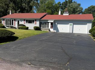 29 Maple Ln, Tunkhannock, PA 18657