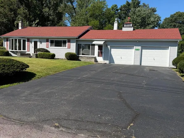 29 Maple Ln, Tunkhannock, PA 18657