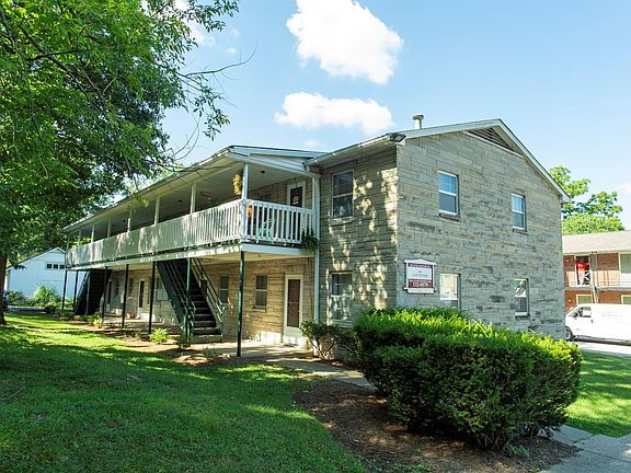 2nd image of 816 E Hunter Ave #816.5