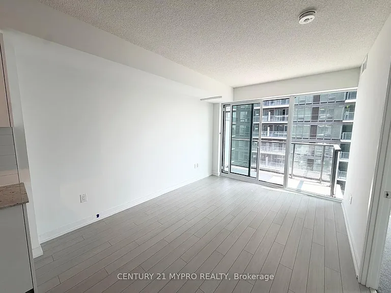 4010 Eglinton Ave W #1307 — Photo 3