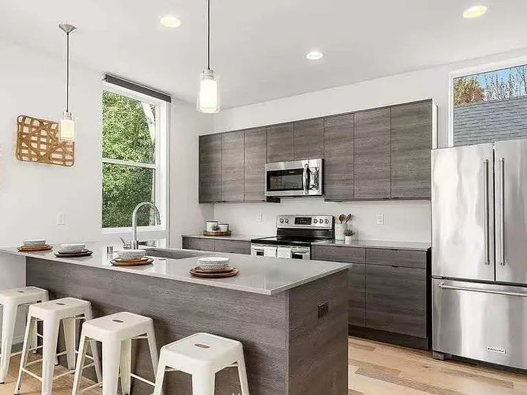 11234 Greenwood Ave N #B — Photo 5