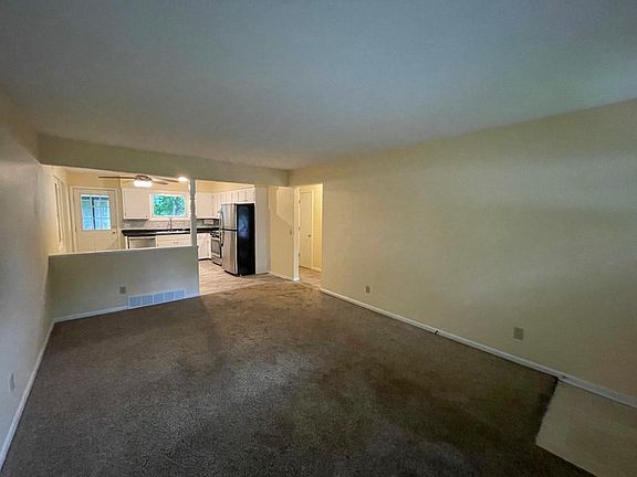 4th image of 6720 College Ave SE #6720