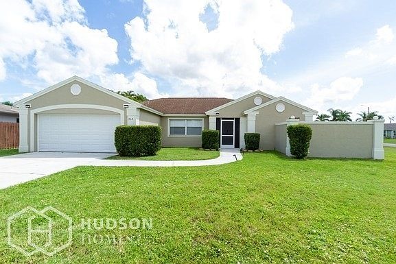 1st image of 712 Meyer Dr