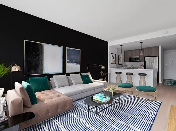 515 West 38th Street 10L image 2 of 13