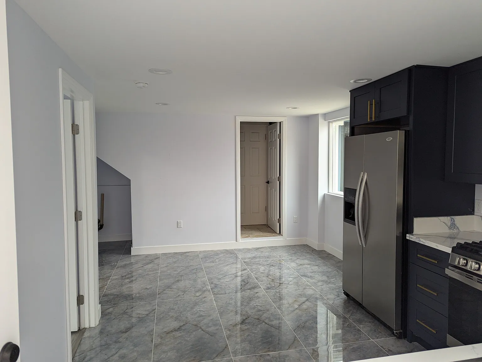 2 bed, 800 sqft, $2,595 — Photo 3